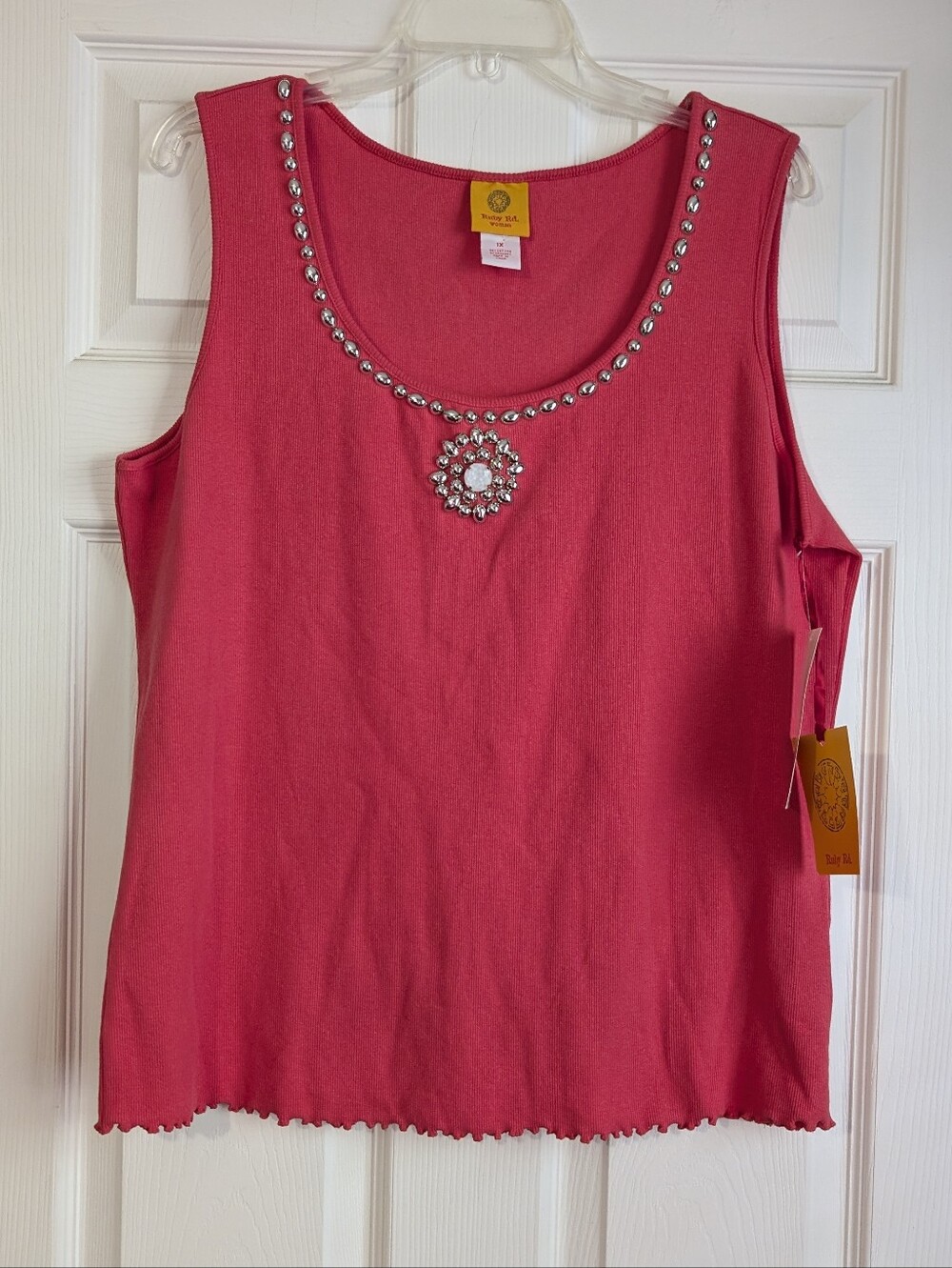 NWT Ruby Rd. Pink Embellished Sleeveless Top  Size XL
